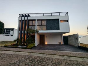 Fachada de casa en Parque Jalisco, Puebla