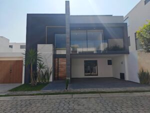 Fachada de casa en Parque Guanajuato, Puebla