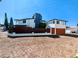 Fachada de casa en Villas de Zavaleta, Zavaleta, Puebla