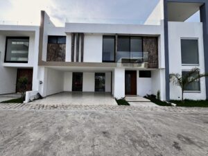 Fachada principal de casa en venta en Kinara, Ciudad Judicial, Puebla