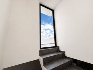 Escaleras de casa en Real de Cortés, Puebla