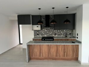 Cocina vista 2 de casa en Altana, Plaza San Diego