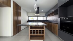 Cocina de casa en Parque Sonora, Lomas de Angelópolis III