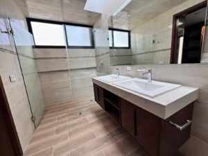 Bano de casa en venta en Kinara, Ciudad Judicial, Puebla