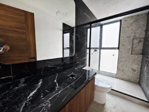 Baño completo de casa en venta en Parque Anáhuac, Lomas de Angelópolis, Puebla