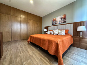 Recámara principal desde otro ángulo en Isla Blanca Towers, Lomas de Angelópolis III, Puebla