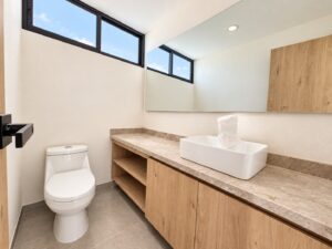 Baño 2 de Irazú 6 en Parque San José, Lomas de Angelópolis, Puebla