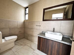 Baño de casa en venta en Parque Real, Cuautlancingo, Puebla