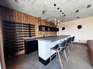 Bar y cava de casa en venta en Cluster 777, Lomas de Angelópolis, Puebla