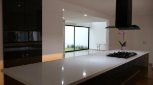 Cocina desde otro ángulo de Gran Reserva, zona Gran Reserva, Lomas de Angelópolis III, Puebla