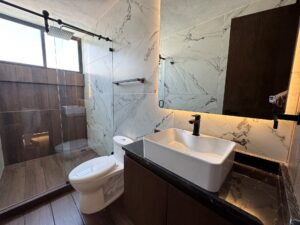 Baño de casa en Parque Palermo, Lomas de Angelópolis III