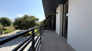 Interior sin amueblar: balcón con vista exterior en Isla Blanca Towers, Lomas de Angelópolis III, Puebla