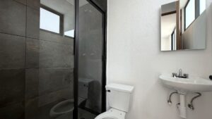 Baño de casa en Parque Sonora, Lomas de Angelópolis III
